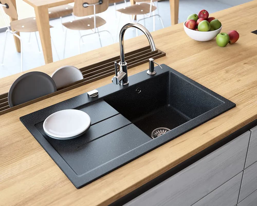 Jak zamontować zlew na szafce - uniknij najczęstszych błędów montażu