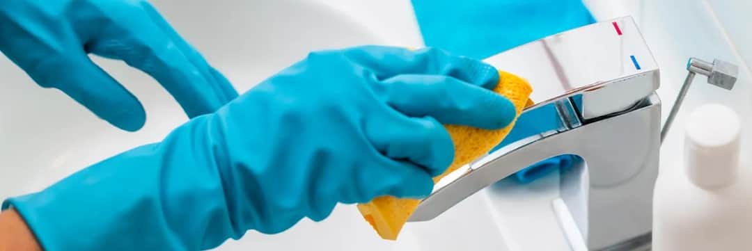 Skuteczne sposoby na usunięcie kamienia z kranu w kilka minut