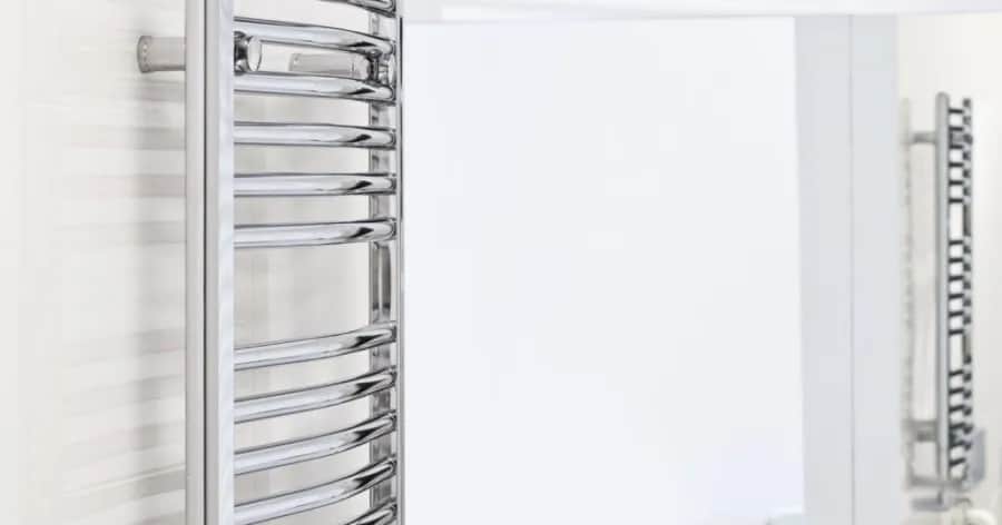 Jaka moc grzejnika do łazienki 4m2, aby uniknąć zimna?