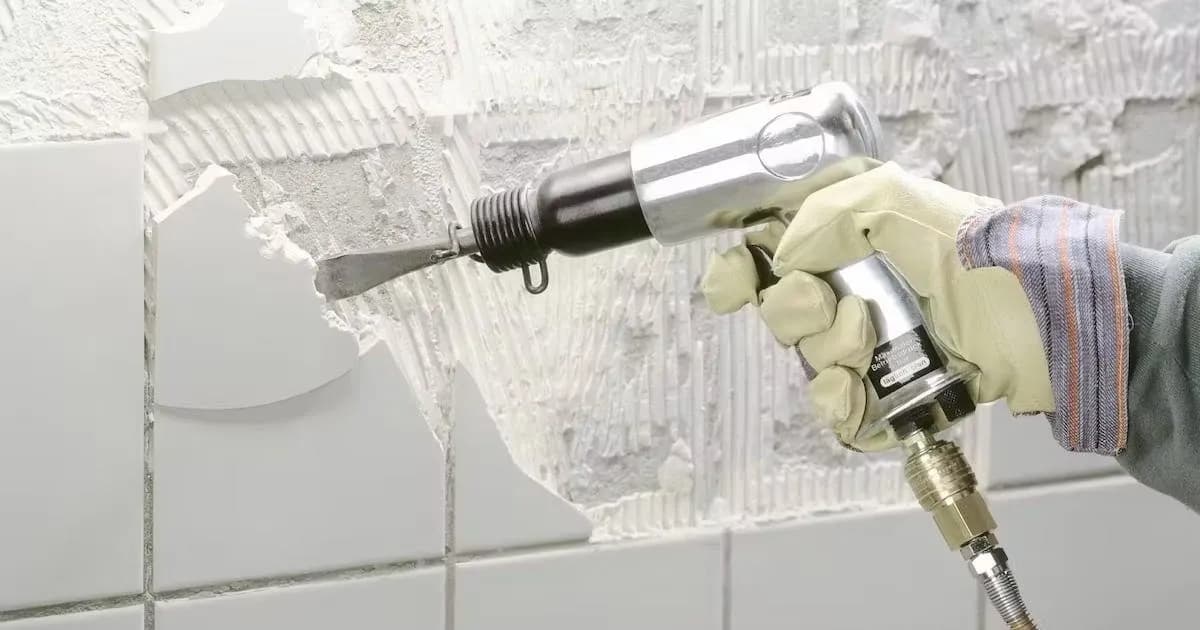 Jak usunąć klej z kafelek? Skuteczne metody i porady krok po kroku